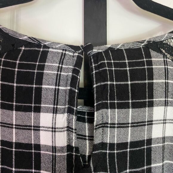 Cottagecore Style Blouse Black and White Plaid Lace Accents, lightweight  22/24 - Picture 4 of 9